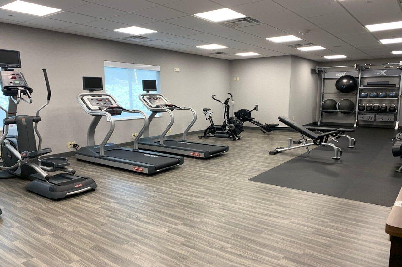 Hampton Inn & Suites Pittsburgh New Stanton Pa מראה חיצוני תמונה
