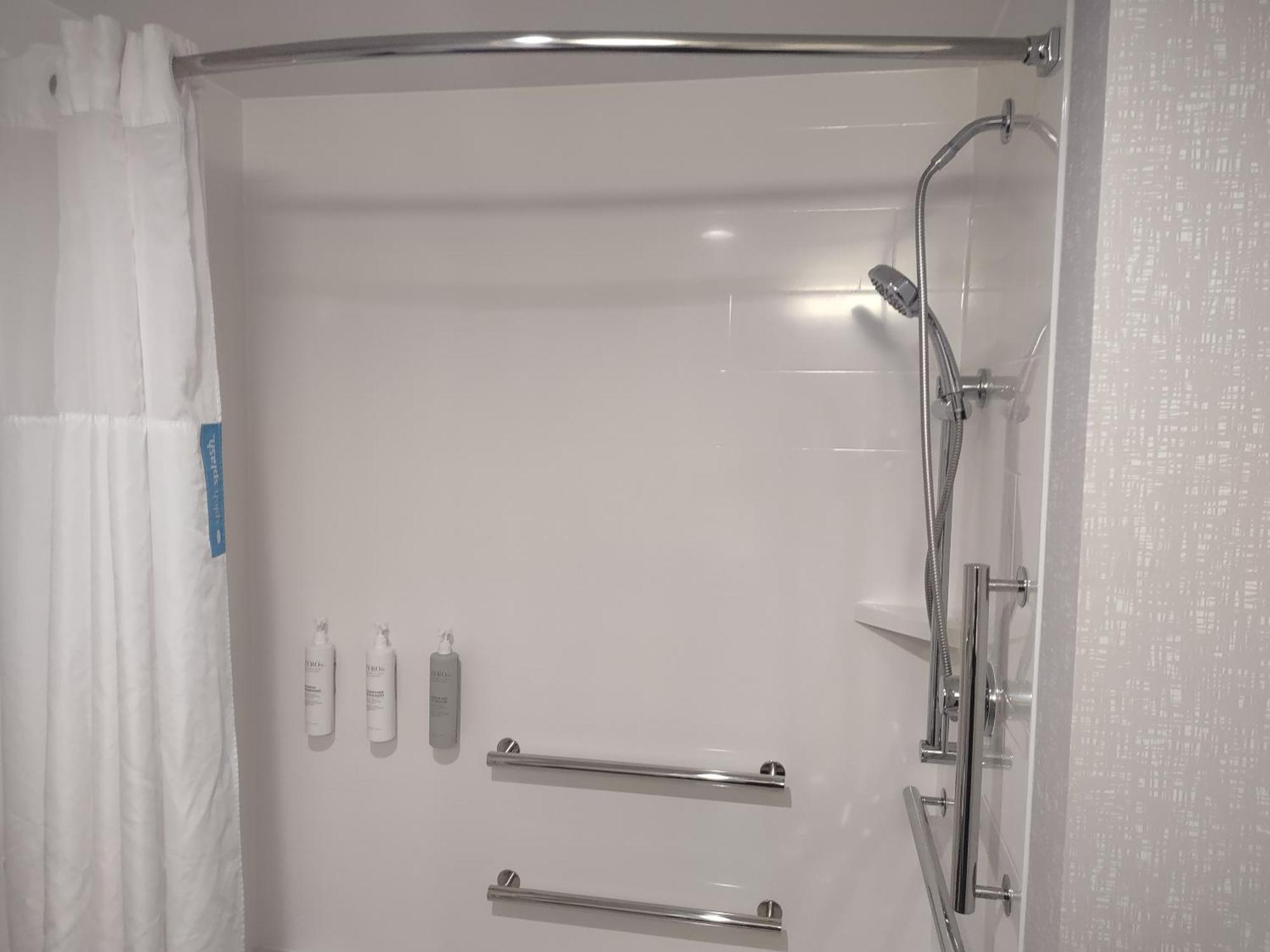 Hampton Inn & Suites Pittsburgh New Stanton Pa מראה חיצוני תמונה